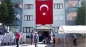 Van'da düşen keşif uçağında şehit olan komiser yardımcısının ailesine acı haber verildi