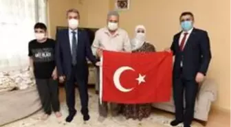 Yıldırım Belediye Başkanı Oktay Yılmaz, 15 Temmuz şehidinin yakınlarını ziyaret etti