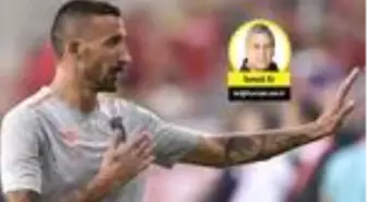 Beşiktaş'ta Mehmet Topal sesleri!