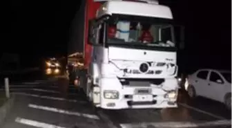 Son dakika haber... Trafik lambalarında zincirleme kaza: 2 yaralı