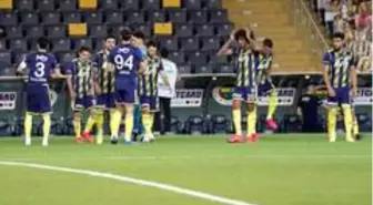 Fenerbahçe savunmayı oturtamadı