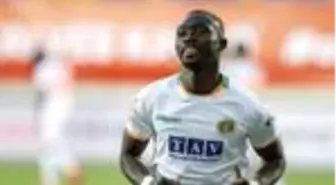 Beşiktaş, Alanyaspor'un golcüsü Papiss Cisse ile imza aşamasına geldi