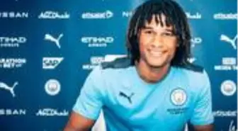 Manchester City, Bournemouth'tan Nathan Ake'i 41 milyon sterline transfer etti