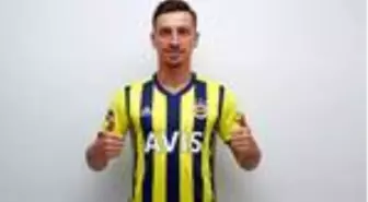 Mert Hakan Yandaş resmen Fenerbahçe'de! Galatasaray'a göndermeli paylaşım...