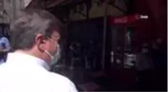 Vali Aydoğdu maske takan çocuğu ve ailesini tebrik etti