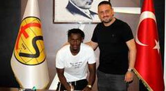 Eskişehirspor, Sunday Alimi ile sözleşme imzaladı