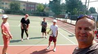Minik tenisciler tecrübe edindi