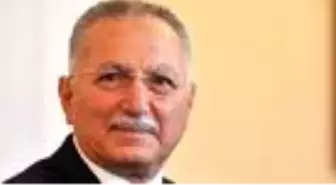 Ekmeleddin İhsanoğlu kimdir? Ekmeleddin İhsanoğlu hayatı ve biyografisi!