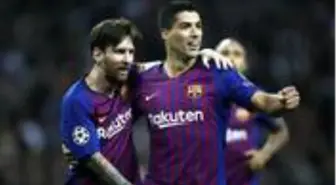 Ajax, Barcelona'lı eski öğrencisi Luis Suarez ile ilgileniyor