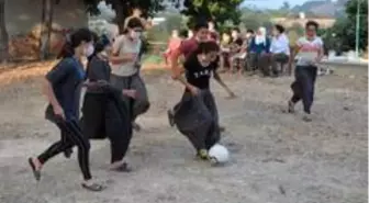 Başkan Seçer'den sporcu kızlara destek