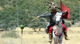 Malkoçoğlu filmlerinden etkilendi Ata sporuna merak saldı
