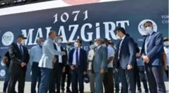 Tarım ve Orman Bakan Yardımcısı Akif Özkaldı, Malazgirt'te geldi