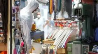 Zafer Çarşısında düzenli dezenfeksiyon çalışması yapılıyor