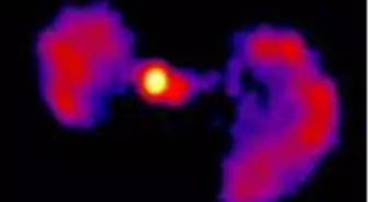 NASA, Star Wars'un uzay aracına benzer bir galaksi keşfetti