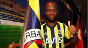 Son Dakika: Fenerbahçe, Ekvadorlu golcü Enner Valencia'yı 3 yıllığına renklerine bağladı