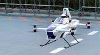 Japonya'da deneme uçuşu yapan uçan araba 4 dakika havada kaldı