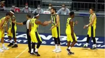 Fenerbahçe Beko, Beşiktaş'ı hazırlık maçında mağlup etti