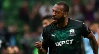 Trabzonspor Manuel Fernandes'le iki kez transfer görüşmesi yaptı