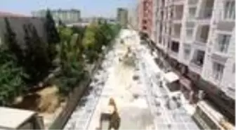 (TEKRAR) Kızıltepe'de 220 metre uzunluğundaki cadde halı motifleri ile bezendi