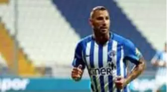 Altay ile anılan Ricardo Quaresma, Vitoria Guimaraes'e imza attı