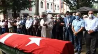 Öğrencisini kurtarmak isterken boğulan imam son yolculuğuna uğurlandı