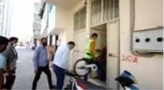 Son dakika haberi! Rahatsızlanan çocuğu çöp kamyonuyla hastaneye yetiştiren temizlik görevlisi ödüllendirildi