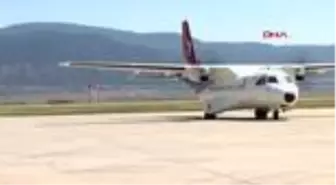 Son dakika haberi! Şehit Tuğgeneral Sezgin Erdoğan'ın cenazesi havaalanında karşılandı, ailesiyle birlikte...