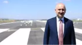 Ulaştırma Bakanı Karaismailoğlu: 'Ağustos'ta iç hatta 5.7 milyon, dış hatta 3.8 milyon yolcuya...