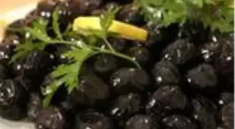 Rüyada zeytin görmek nedir? Rüyada siyah zeytin, yeşil zeytin görmek ne anlama gelir? Rüyada zeytin ağacı görmek, zeytin yemek nedir?