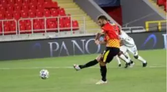 Süper Lig: Göztepe: 3 Denizlispor: 0 (İlk yarı)