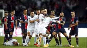 Marsilya'nın PSG'yi 1-0 yendiği maçta 14 sarı ve 5 kırmızı kart çıktı