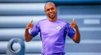 Fernandinho'nun Galatasaraylı isimleri takibe alması, taraftarları heyecanlandırdı