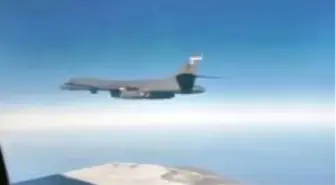 Rus ve ABD uçakları Uzak Doğu'da karşı karşıya geldi