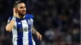 Eski Galatasaraylı Alex Telles, Manchester United'a transfer oluyor