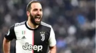 Juventus'tan ayrılan Higuain, Beckham'ın takımı Inter Miami'ye transfer oldu