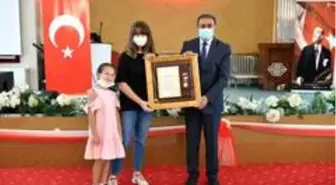 Son dakika haber! Şehit Yakınları ve Gazilere Devlet övünç madalyası verildi