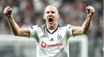 Beşiktaşlı Domagoj Vida, Roma'ya transfer oluyor