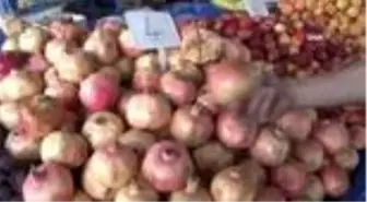 'Suruç Nar'ı tezgahlardaki yerini aldı