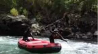 Tunceli'de cansız bedeni bulunan ağabey toprağa verildi, kayıp kardeşi aranıyor