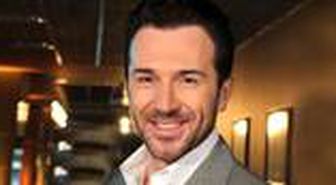 Uğur Arslan kimdir? Uğur Arslan kaç yaşında? Uğur Arslan aslen nereli? Uğur Arslan evli mi? Uğur Arslan şiirleri!