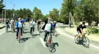 Avrupa Hareketlilik Haftası kapsamında vali ve başkan pedal çevirdi