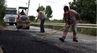 Kırsalda ve merkezde üstyapı çalışmaları sürüyor