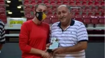Tuğçe Canbaz Bellona Kayseri'de
