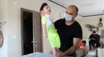 Doktorlar 'Üç ay yaşar' dedi, 2,5 yaşında ayaklandı