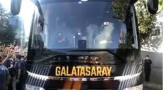 Galatasaray derbi için yola çıktı