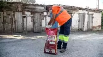 Başkan Ayık bir günde iki temel attı