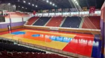 Ordu'nun en büyük spor salonu yenilendi