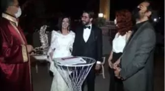 Nikah memurunun yemek, alışveriş esprisi herkesi güldürdü