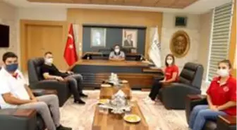 Başkan Bulut başarılı sporcuyu kabul etti