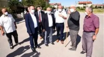 Başkan Zeybek mahalle ziyaretlerine devam ediyor